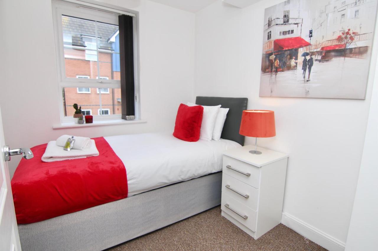 Canalview House - Fully Furnished Coventry City Centre Home المظهر الخارجي الصورة